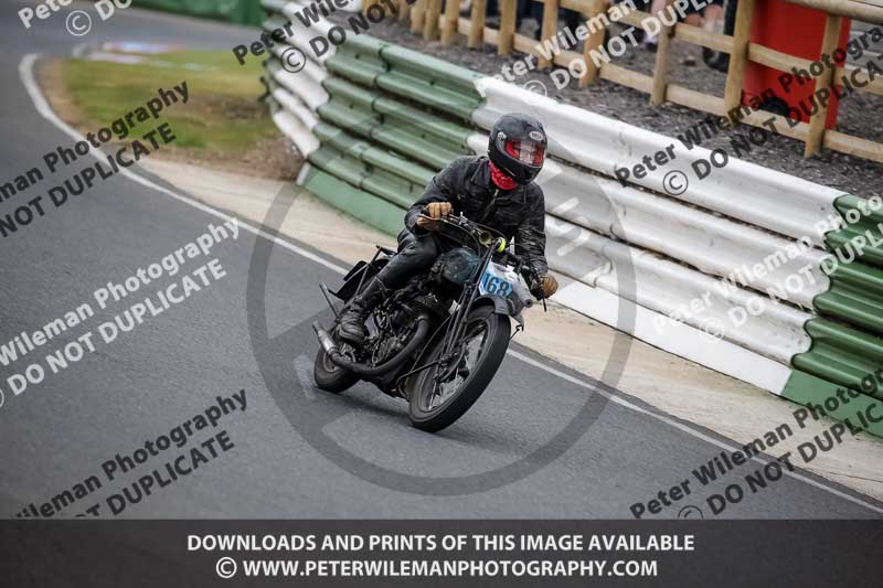 Vintage motorcycle club;eventdigitalimages;mallory park;mallory park trackday photographs;no limits trackdays;peter wileman photography;trackday digital images;trackday photos;vmcc festival 1000 bikes photographs